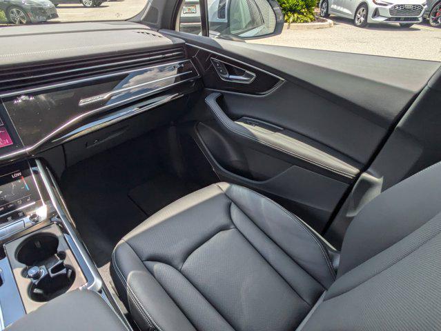 new 2025 Audi Q7 car, priced at $77,305