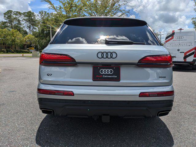 new 2025 Audi Q7 car, priced at $77,305