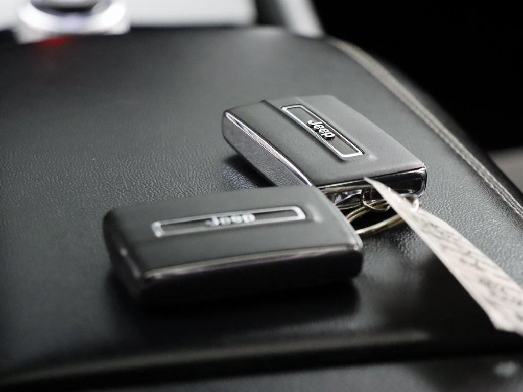 used 2022 Jeep Grand Cherokee car, priced at $28,824