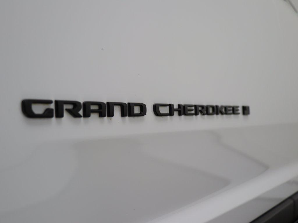 used 2022 Jeep Grand Cherokee car, priced at $28,824