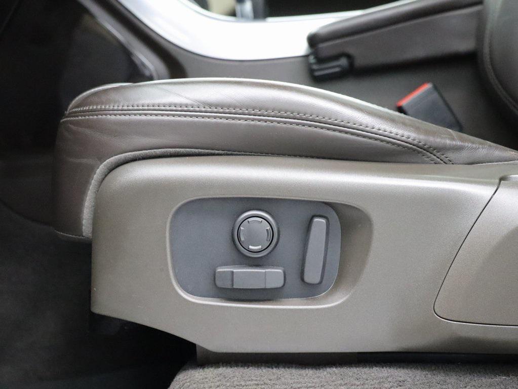 used 2018 Land Rover Range Rover Sport car, priced at $24,298