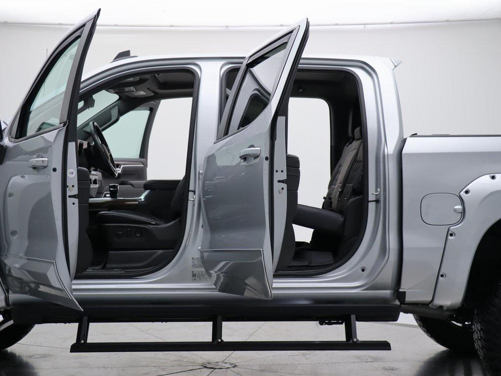 used 2022 Chevrolet Silverado 1500 car, priced at $55,900