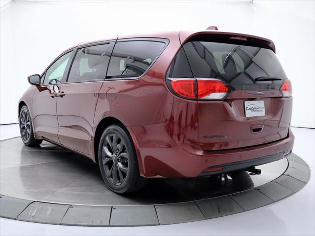 used 2018 Chrysler Pacifica car, priced at $19,222