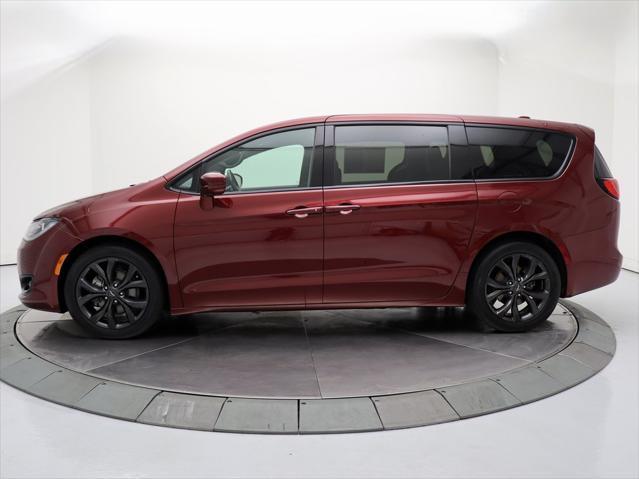 used 2018 Chrysler Pacifica car, priced at $19,222