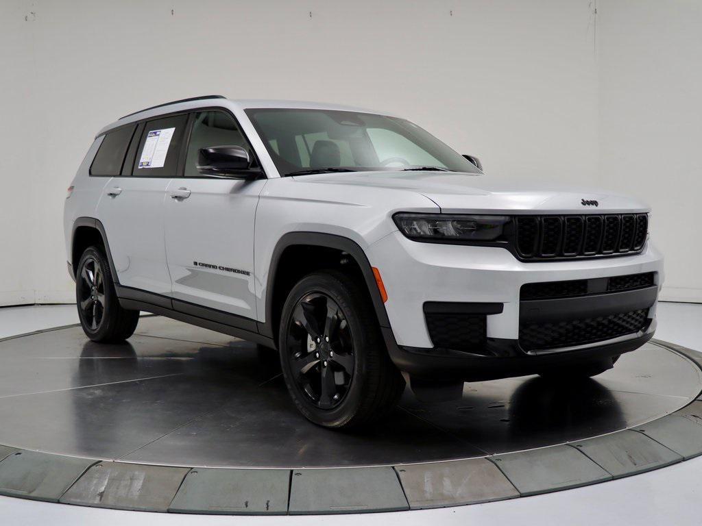 used 2022 Jeep Grand Cherokee L car, priced at $28,998