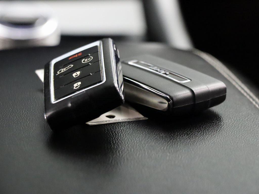 used 2022 Jeep Grand Cherokee L car, priced at $28,998