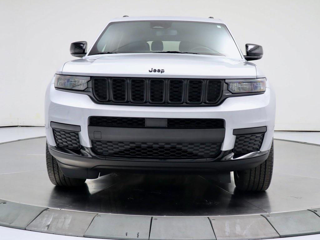 used 2022 Jeep Grand Cherokee L car, priced at $28,998