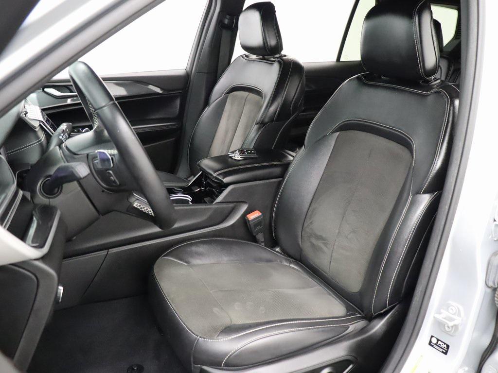 used 2022 Jeep Grand Cherokee L car, priced at $28,998