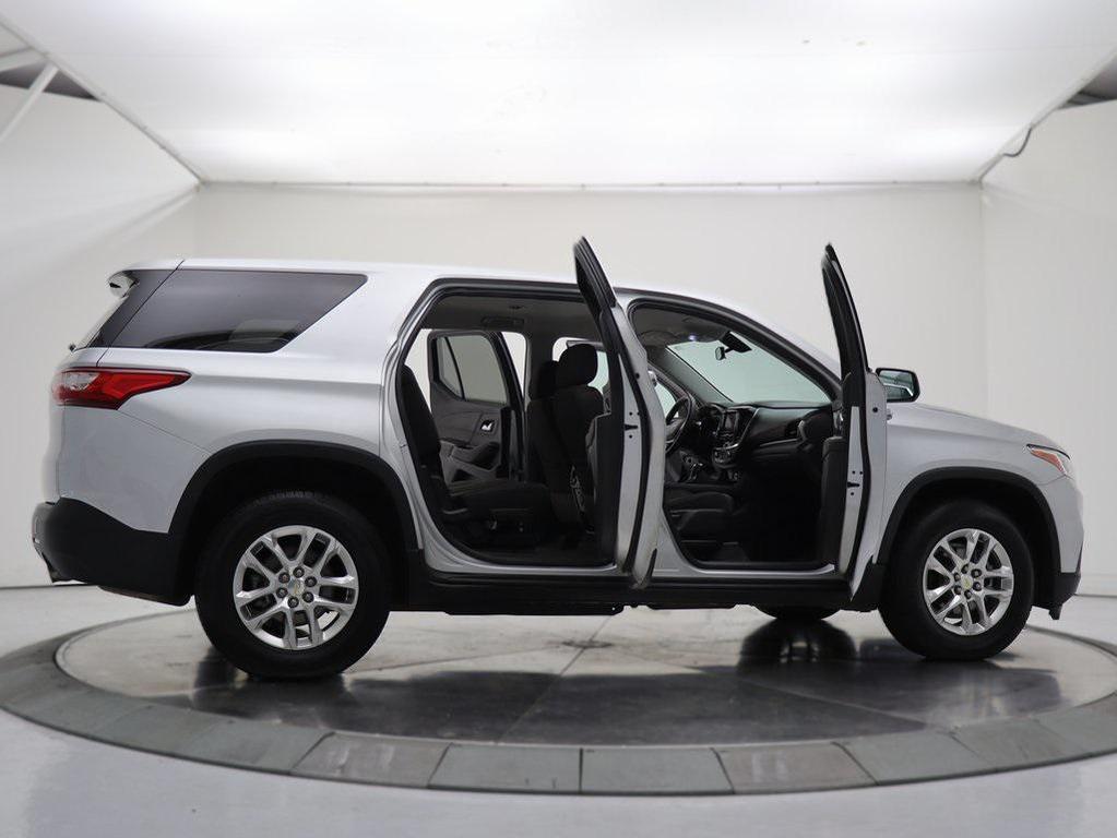 used 2020 Chevrolet Traverse car, priced at $15,668