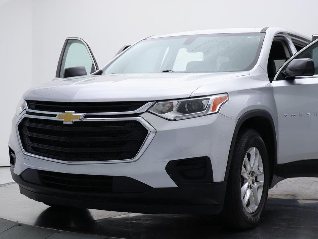 used 2020 Chevrolet Traverse car, priced at $15,668