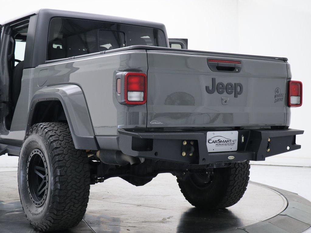 used 2021 Jeep Gladiator car, priced at $33,707