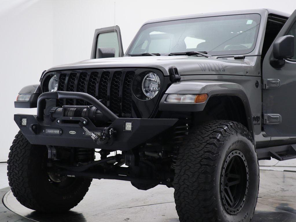 used 2021 Jeep Gladiator car, priced at $33,707