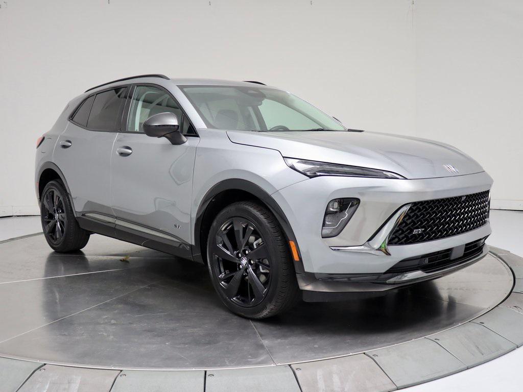 used 2024 Buick Envision car, priced at $28,660