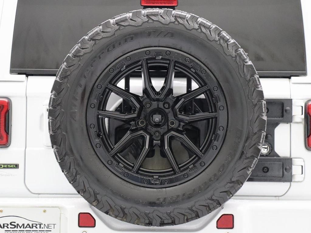 used 2021 Jeep Wrangler Unlimited car, priced at $37,895