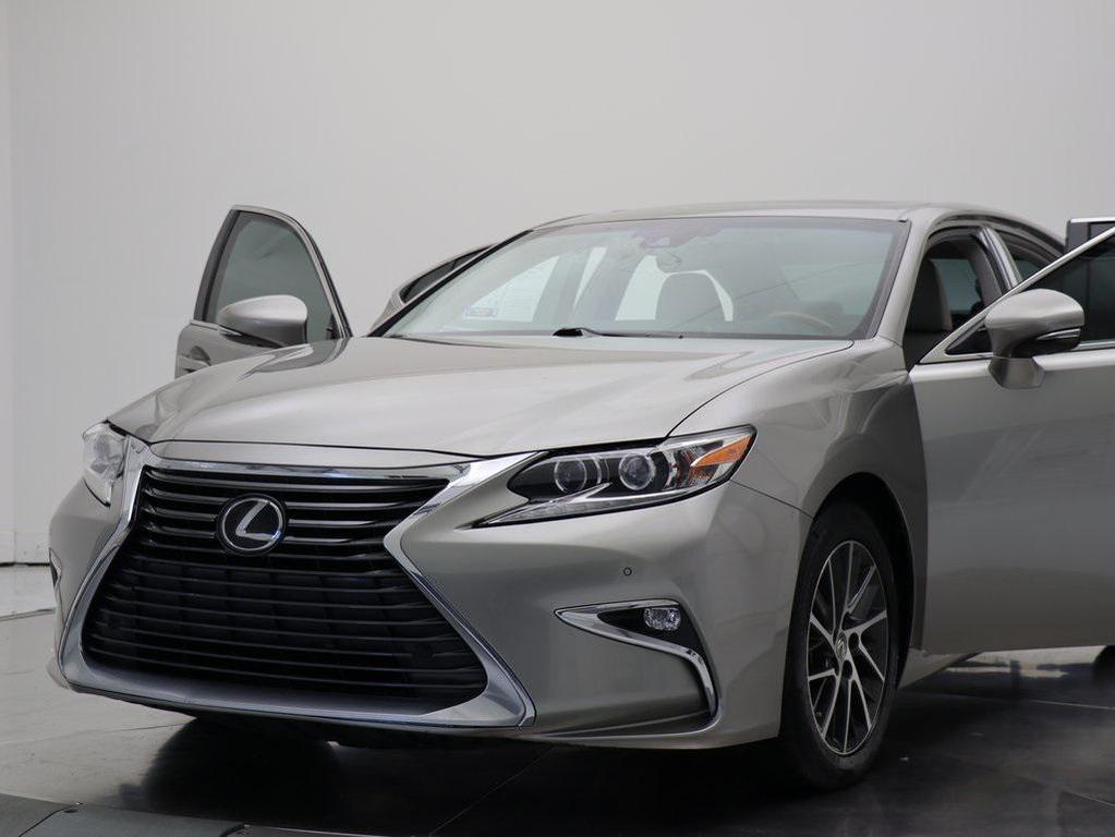used 2018 Lexus ES 350 car, priced at $24,999