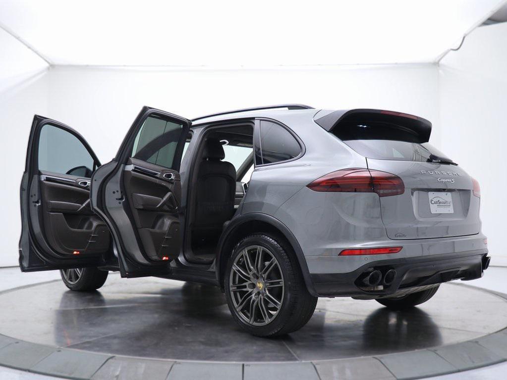 used 2017 Porsche Cayenne car, priced at $32,080