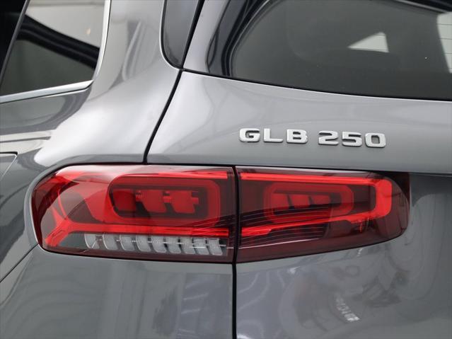 used 2020 Mercedes-Benz GLB 250 car, priced at $23,951