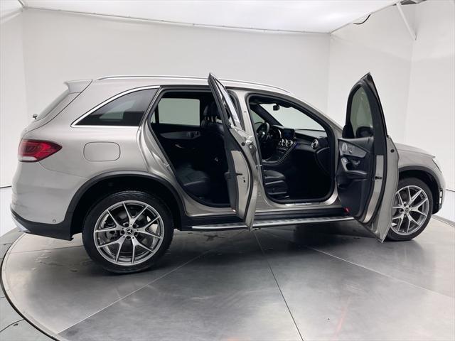 used 2020 Mercedes-Benz GLC 300 car, priced at $23,895