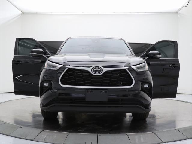 used 2023 Toyota Highlander car, priced at $33,815