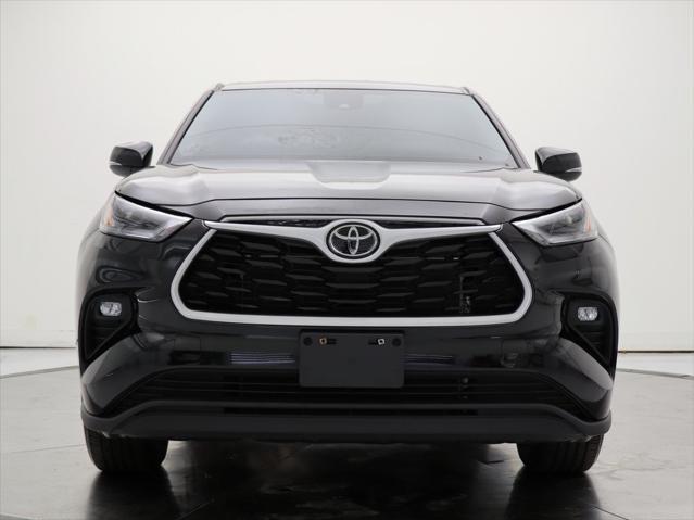 used 2023 Toyota Highlander car, priced at $33,815