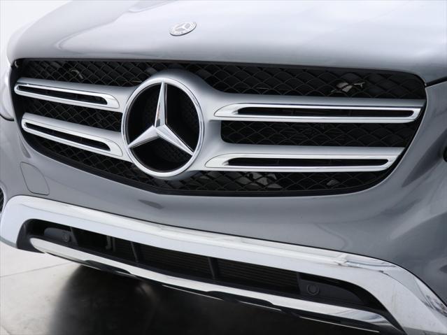 used 2019 Mercedes-Benz GLC 300 car, priced at $19,446