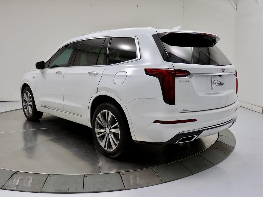 used 2022 Cadillac XT6 car, priced at $35,921
