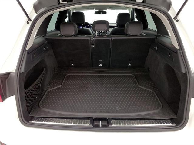 used 2019 Mercedes-Benz GLC 300 car, priced at $18,976