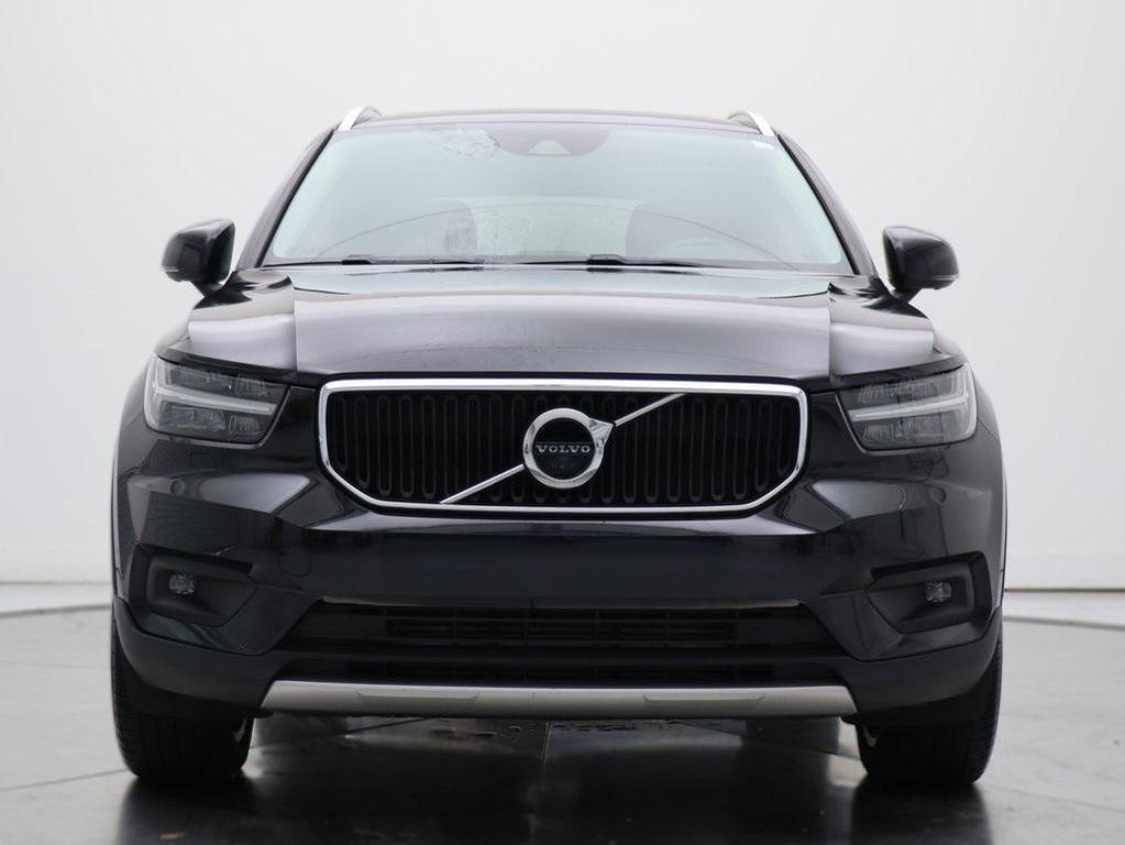 used 2021 Volvo XC40 car, priced at $22,967
