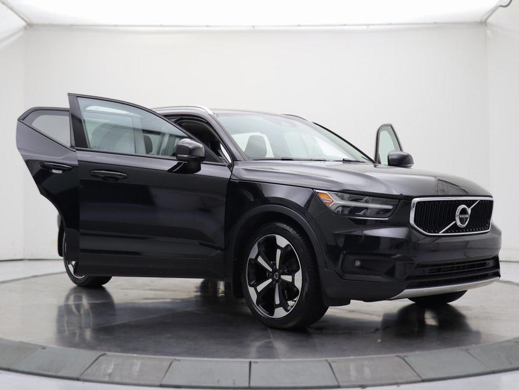 used 2021 Volvo XC40 car, priced at $22,967