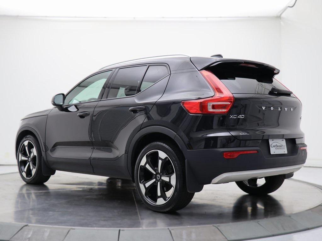 used 2021 Volvo XC40 car, priced at $22,967