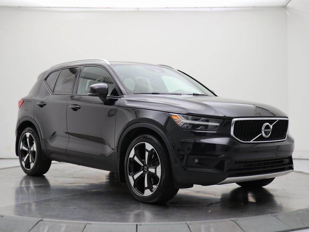 used 2021 Volvo XC40 car, priced at $22,967