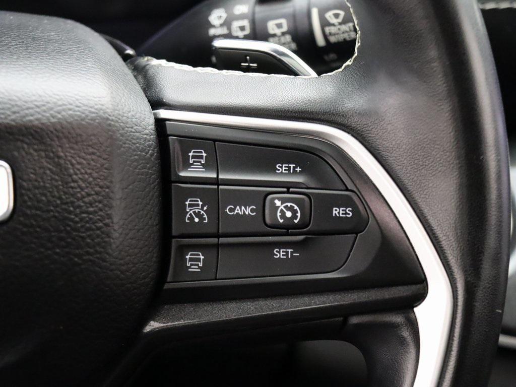 used 2022 Jeep Grand Cherokee car, priced at $28,997