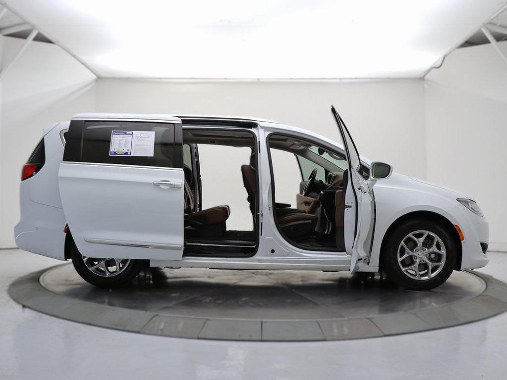 used 2019 Chrysler Pacifica car, priced at $20,876