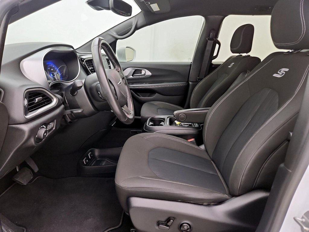 used 2020 Chrysler Pacifica car, priced at $21,479