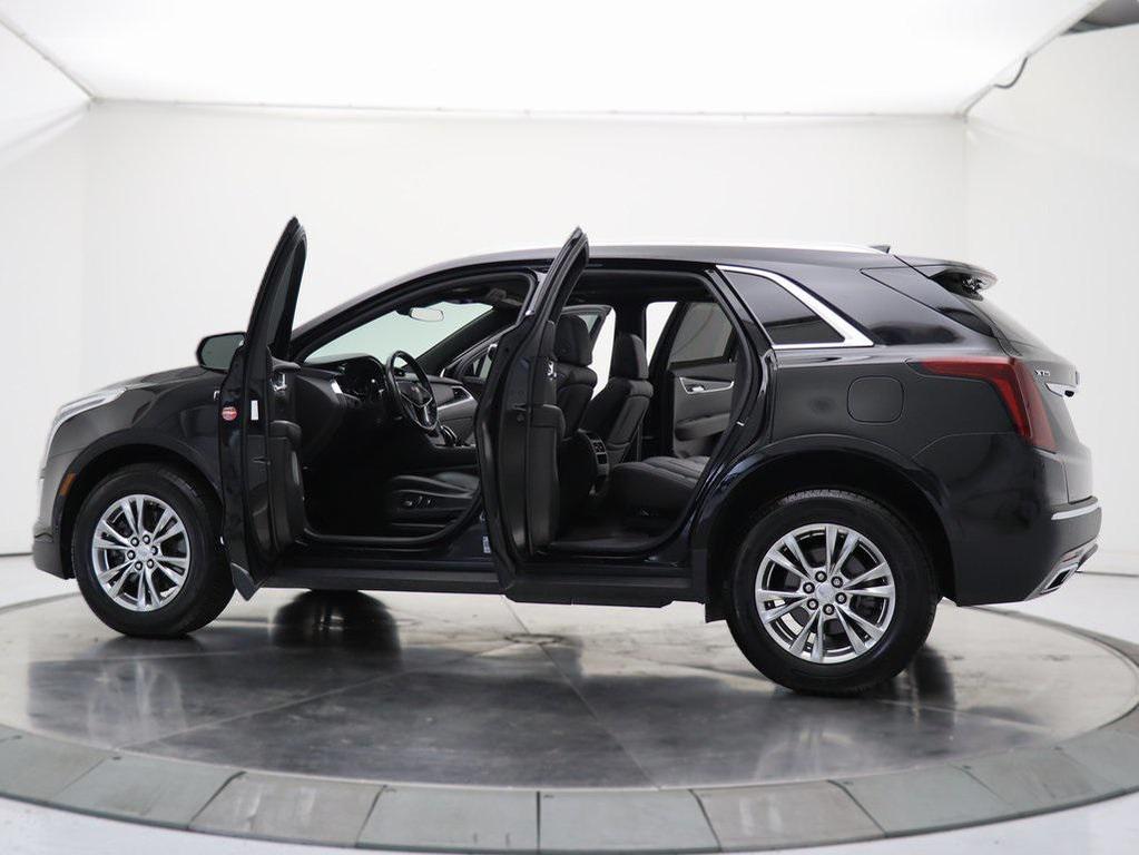 used 2020 Cadillac XT5 car, priced at $26,996