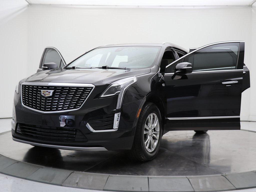 used 2020 Cadillac XT5 car, priced at $26,996