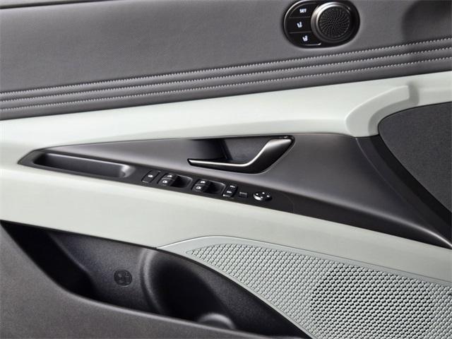 new 2025 Hyundai ELANTRA HEV car, priced at $29,995