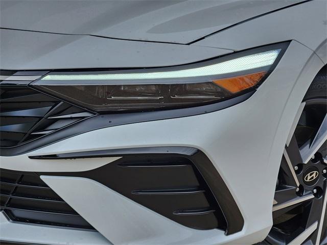 new 2025 Hyundai ELANTRA HEV car, priced at $30,570