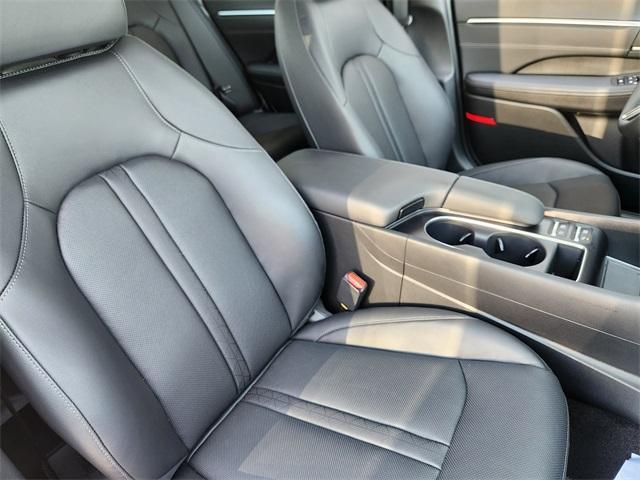 new 2025 Hyundai Sonata Hybrid car, priced at $37,960