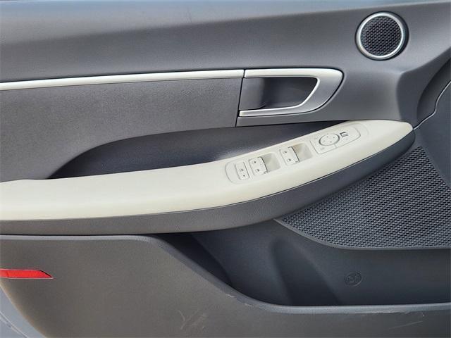 new 2025 Hyundai Sonata car, priced at $27,090