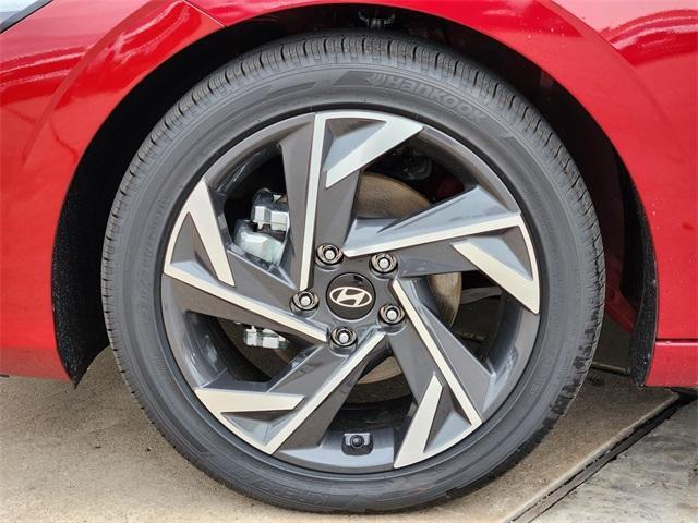 new 2025 Hyundai Elantra car, priced at $27,445