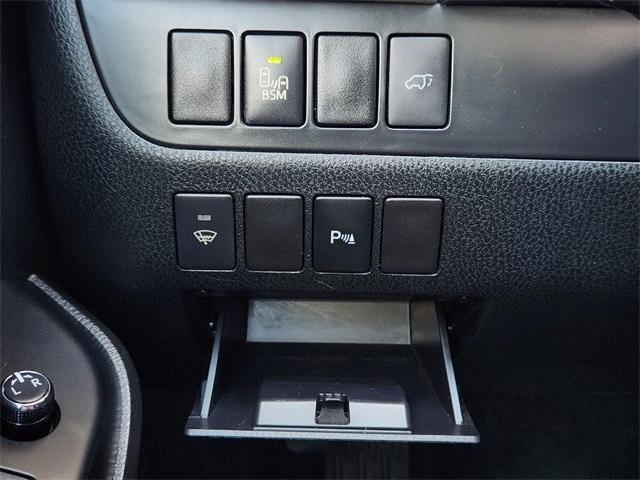 used 2014 Toyota Highlander car, priced at $19,991