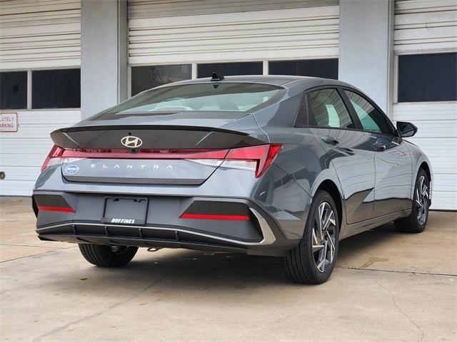 new 2025 Hyundai Elantra car, priced at $23,585