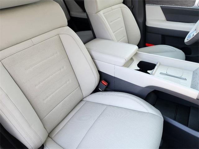 new 2025 Hyundai SANTA FE HEV car, priced at $49,075