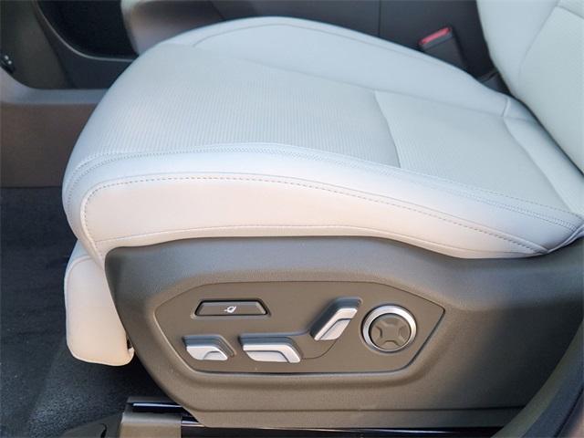 new 2025 Hyundai Santa Fe car, priced at $46,605