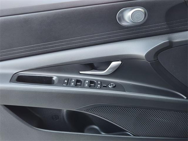 new 2025 Hyundai ELANTRA HEV car, priced at $25,495