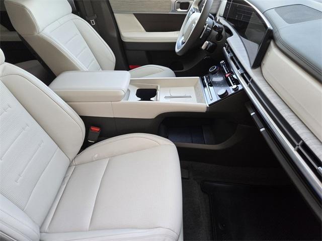 new 2025 Hyundai SANTA FE HEV car, priced at $50,325