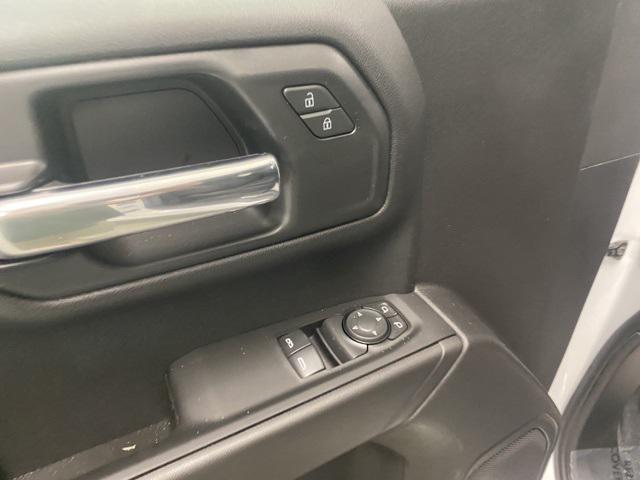 new 2025 GMC Sierra 1500 car, priced at $39,103