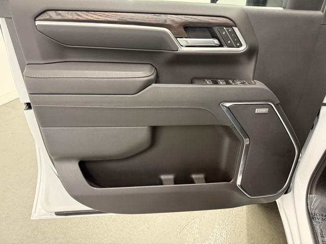 new 2025 GMC Sierra 2500 car, priced at $76,006