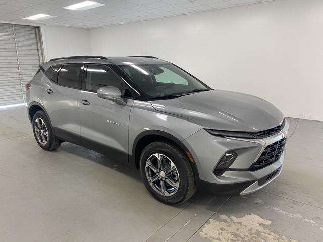 new 2025 Chevrolet Blazer car, priced at $39,125